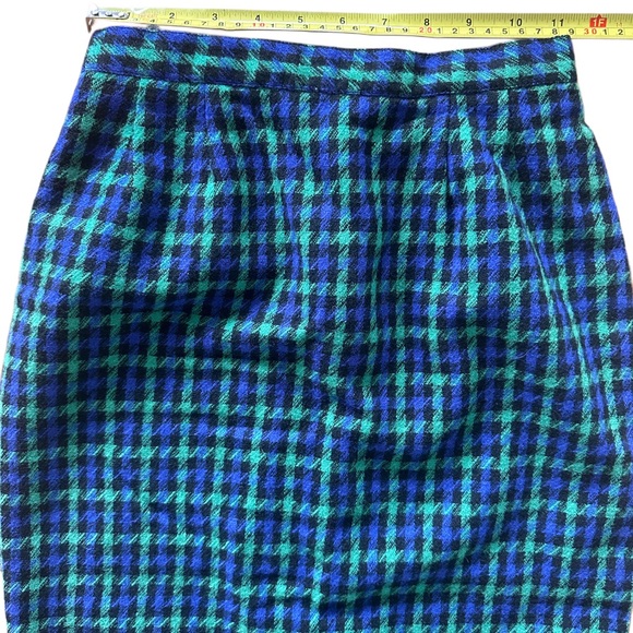 Vintage Plaid Pencil Skirt in Blue & Green - Picture 3 of 6